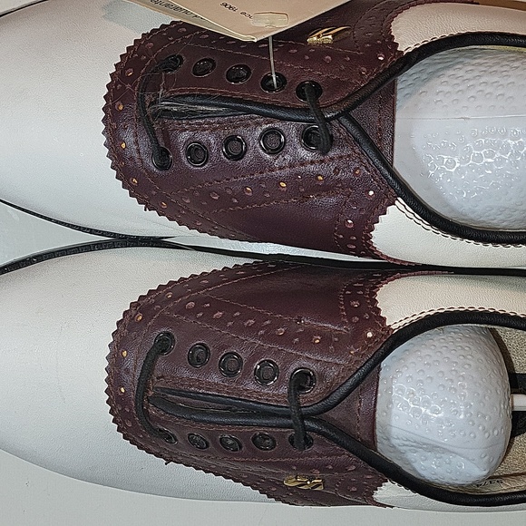 Mizuno Shoes - NWOT Mizuno Ladies MST Golf Shoes (5 1/2)